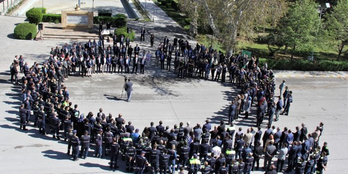 Başkan Erkoyuncu personelle bayramlaştı