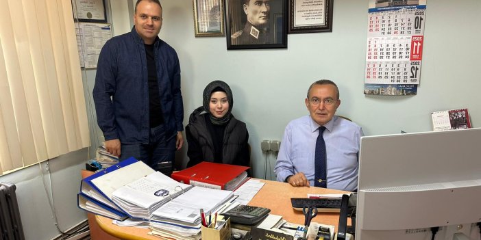 Öğrenciler uygulamalı ders yapıyor