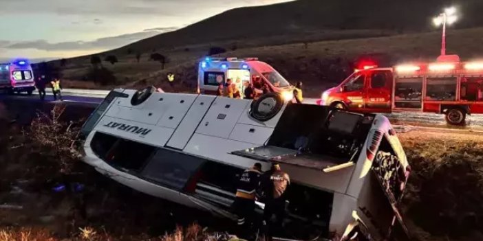 Yolcu otobüsü şarampole devrildi! Ölü ve yaralılar var