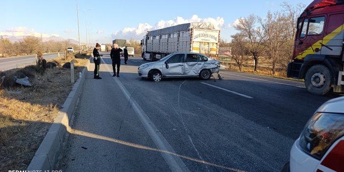 Konya'nın o ilçesinde korkutan kaza! Araç ters döndü