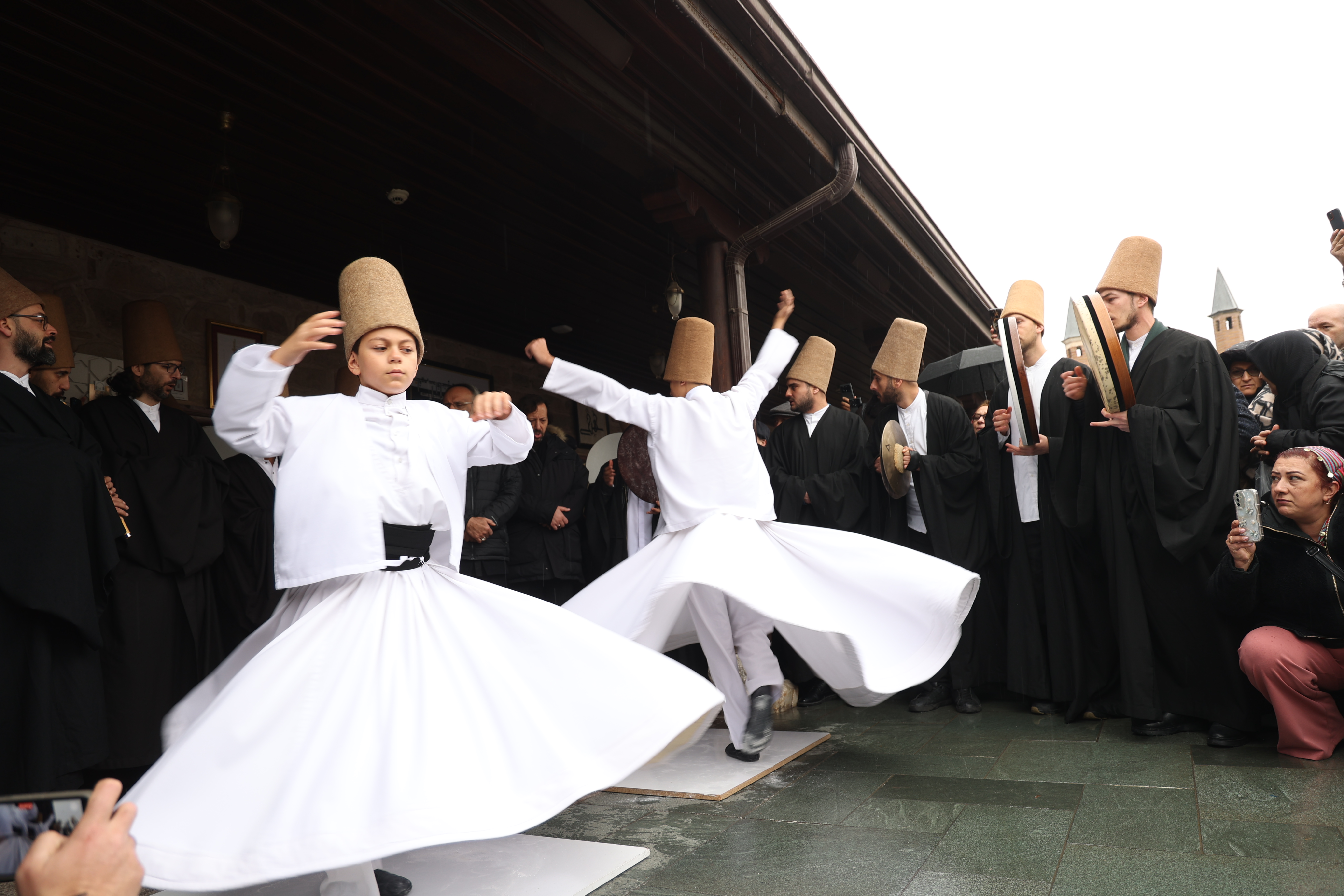 Konya'da "Huzur Vakti" başladı