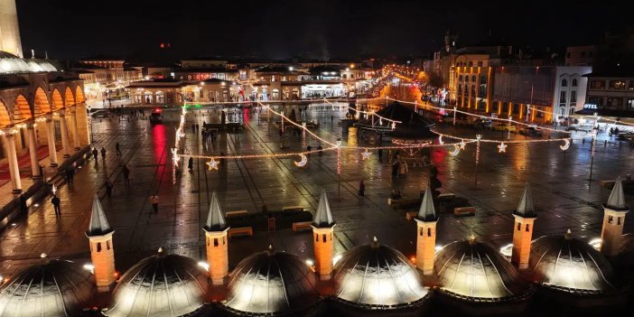 Şeb-i Arus Haftasına özel aydınlatmalar şehri renklendirdi