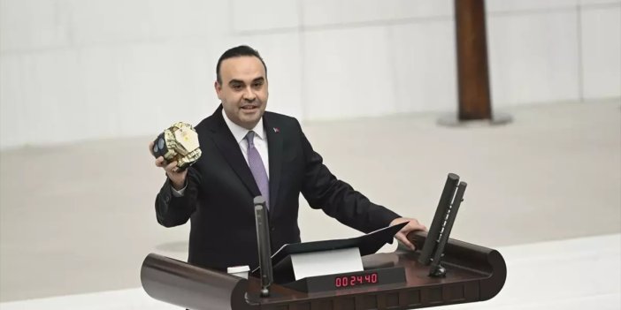 Bakan Kacır milli sensör MİHAL'i meclis kürsüsünden tanıttı
