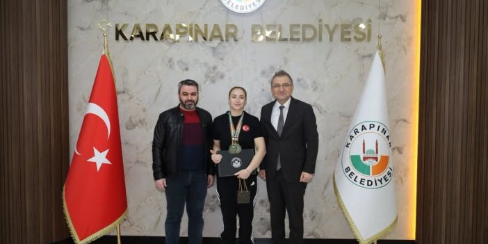 Konyalı Sporcu Hatice Karagöz’e Başkan Önal’dan tebrik