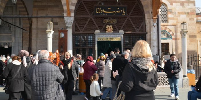 Mevlana Müzesi'nde "Şebiarus" yoğunluğu yaşanıyor