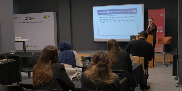 Konya'da o akademi sertifikaları teslim edildi