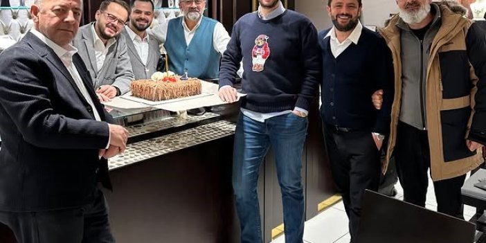 Ahmet Bey yeni yaşını kutladı