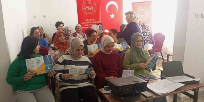 Konya'da "Birlikte Gülen Çiftler Daha Uzun Yaşar" semineri düzenlendi