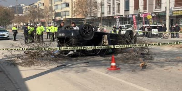 Konya'da devrilen otomobildeki 1 kişi hayatını kaybetti