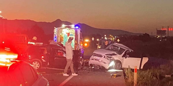 Konya'da feci kaza: 4 kişi öldü 2 bebek yaralandı