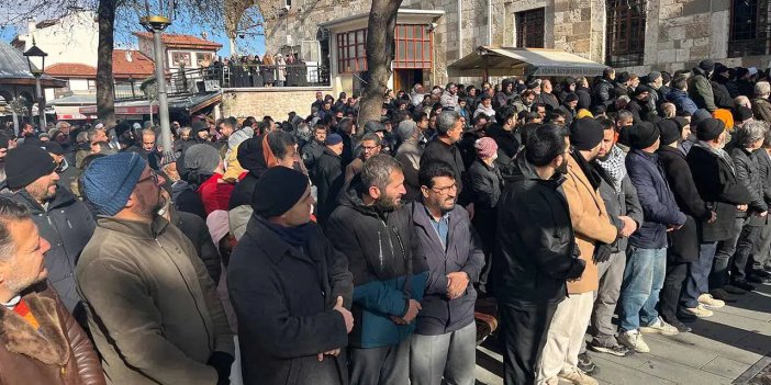 Gıyabi cenaze namazı kılındı! Konyalılar Gazze şehitleri için saf tuttu