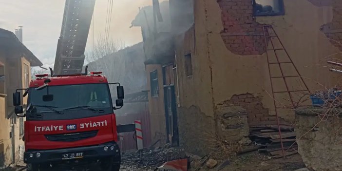 Konya’da korkutan yangın! 74 yaşındaki kadın hastaneye kaldırıldı