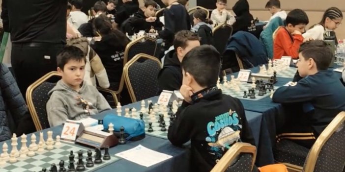 Konya'da satranç heyecanı yaşanıyor
