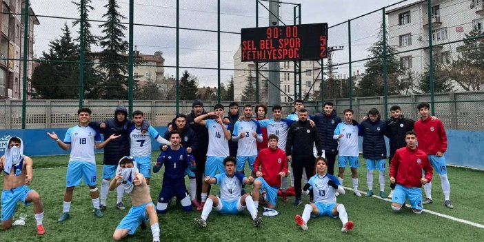 Selçuklu Belediyespor zirve takibini sürdürdü