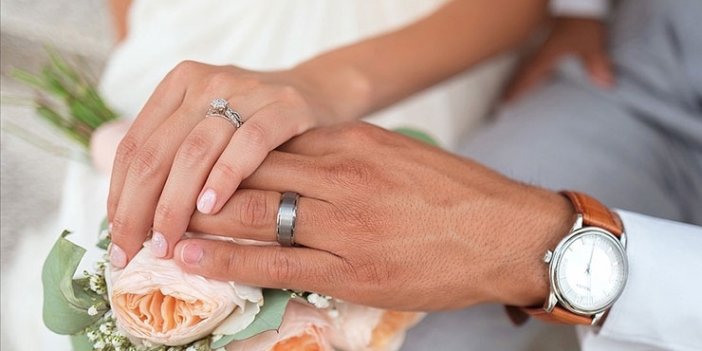 TDV, ihtiyaç sahibi nişanlı gençlere 500 bin lira çeyiz yardımı yapacak!