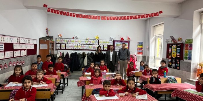 Karapınar Yunus Emre İlkokulu’nda Kandil Sevinci