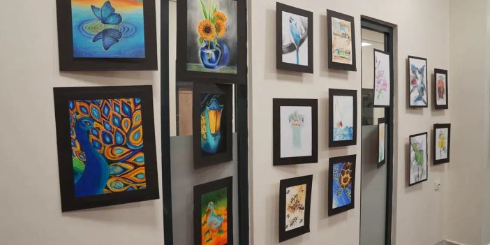 Konya LİMA’dan sanat dolu sergi: Öğrenciler yeteneklerini gösterdi