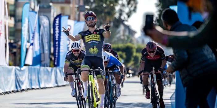 Konya Büyükşehir takımından büyük başarı