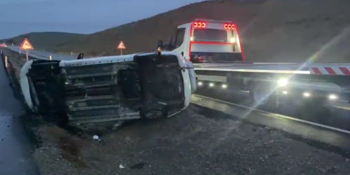 Konya'da devrilen otomobildeki 4 kişi yaralandı