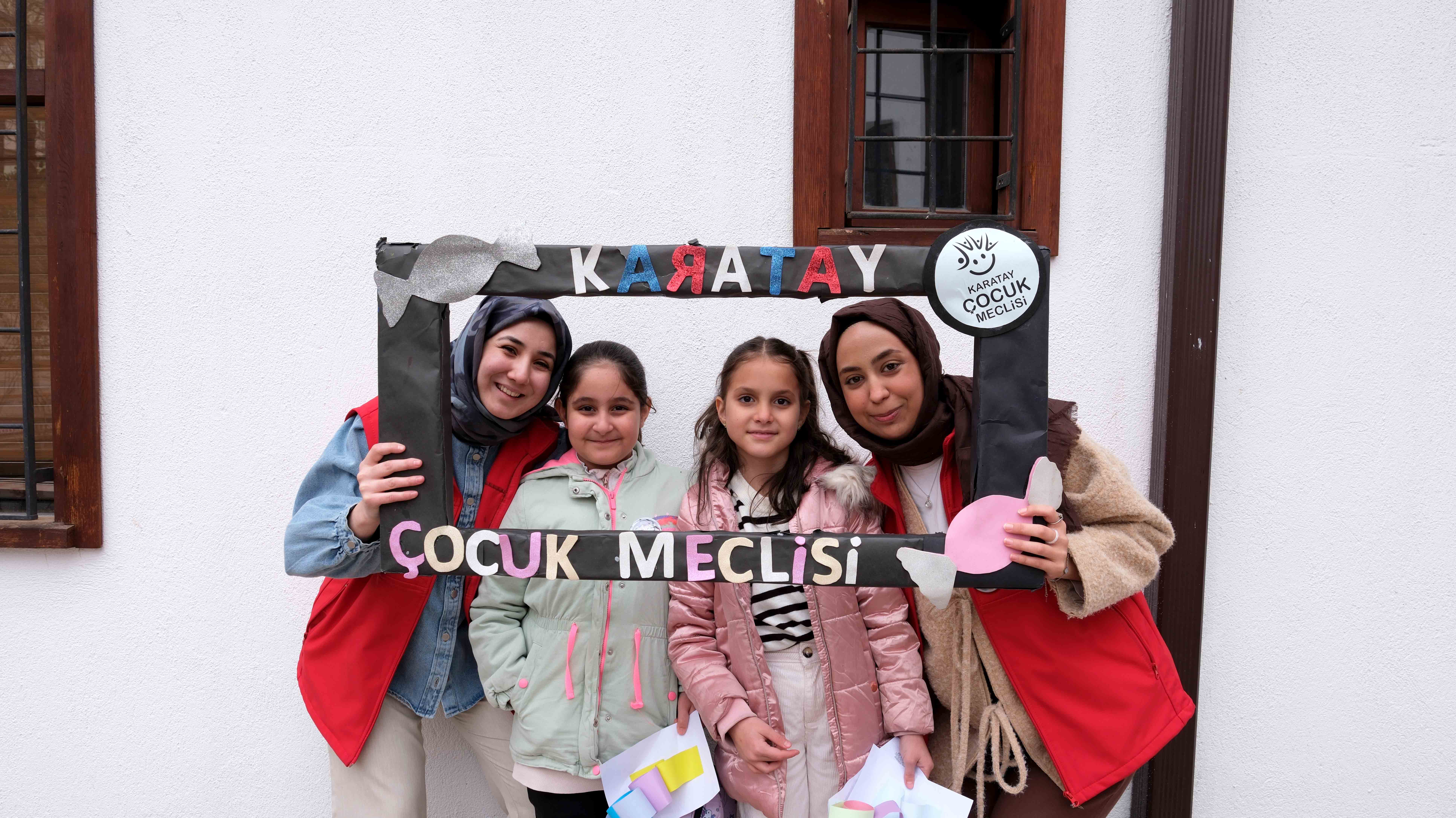 Gençlik Meclisi’nden dolu dolu tatil etkinlikleri