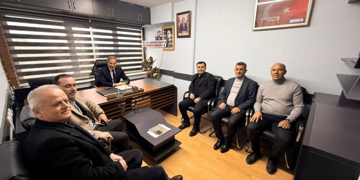 Başkan Kınaç Mazbatasını aldı