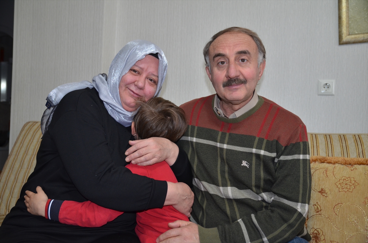 İki çocuğun ardından depremzede küçük Mikail'in de "koruyucusu" oldular