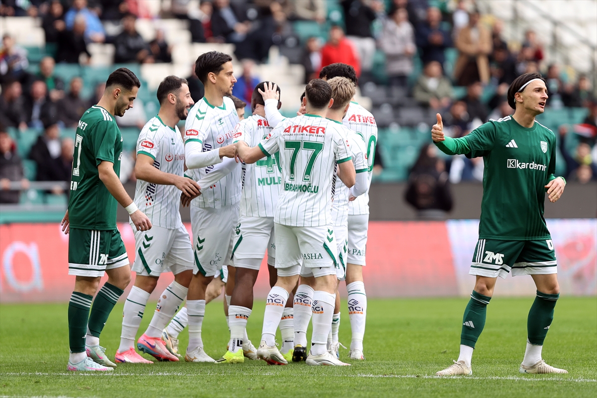 Konyaspor kupada coştu: 5 gollü galibiyet
