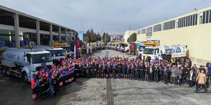 KOSKİ filosuna dev yatırım: Başkan Altay 19 yeni aracı tanıttı