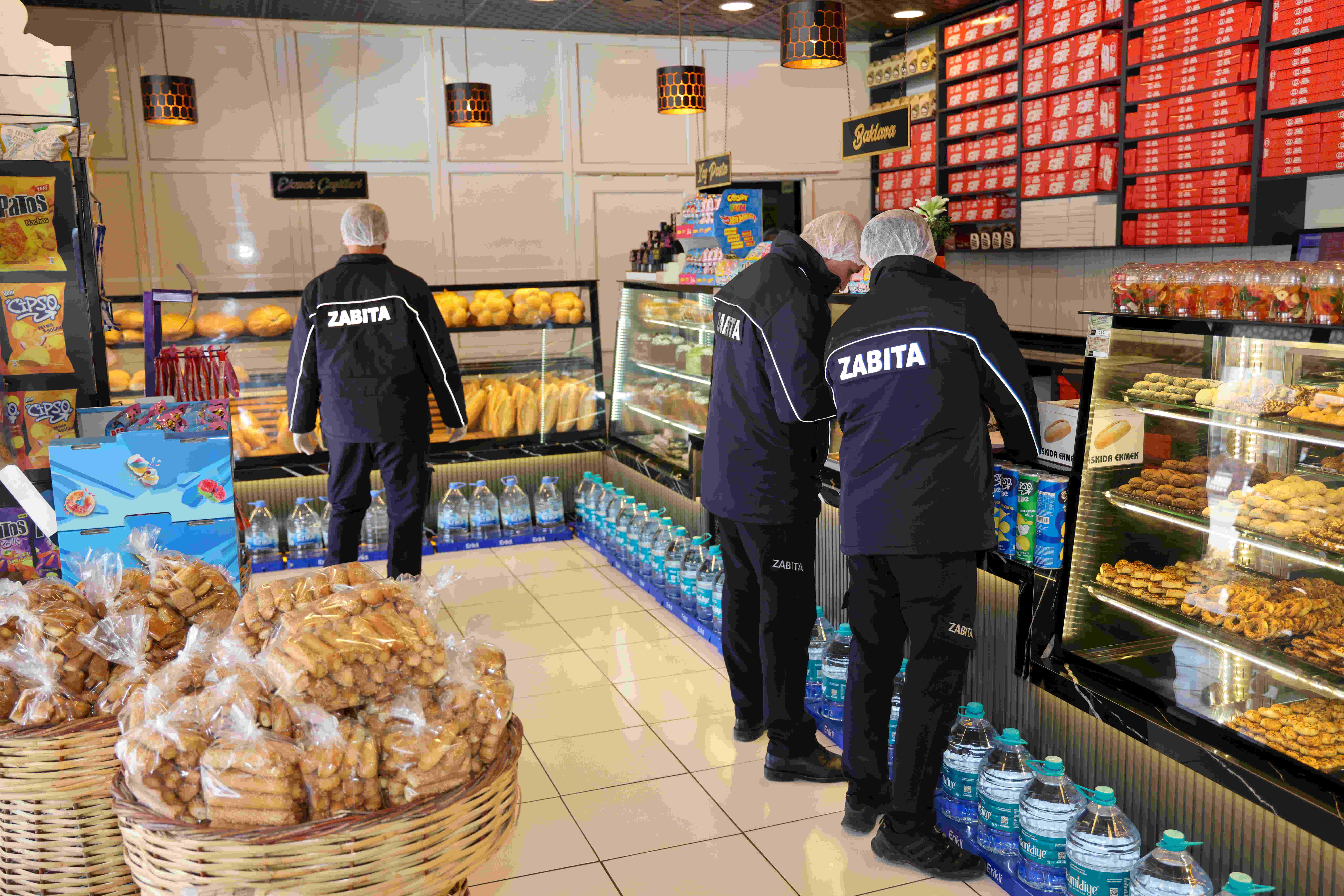 Meram Zabıtası’ndan fırın ve pastanelere sıkı takip