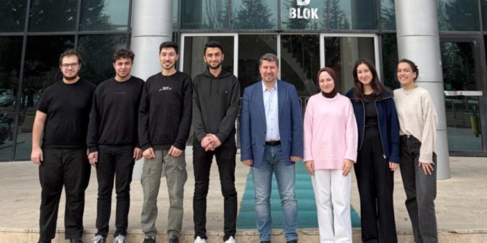 Selçuk Üniversitesi Yıldırım Takımı’ndan Singapur’da İnovasyon Ödülü