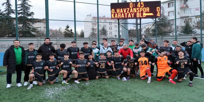 Karatay Belediyespor U16 futbol takımı şampiyon oldu