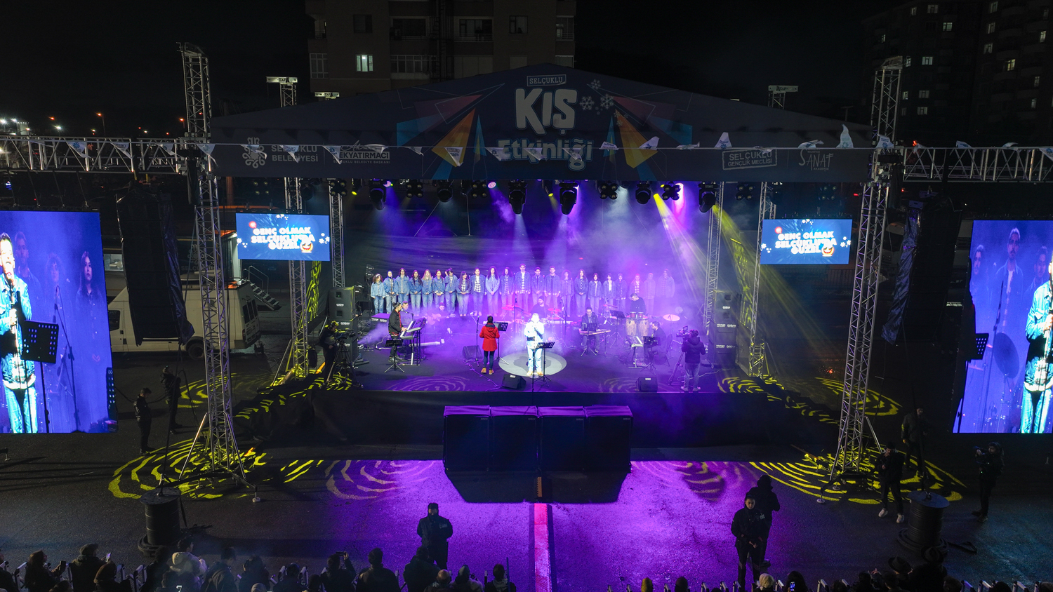 Selçuklu’da binlerce genç kış etkinliğinde buluştu