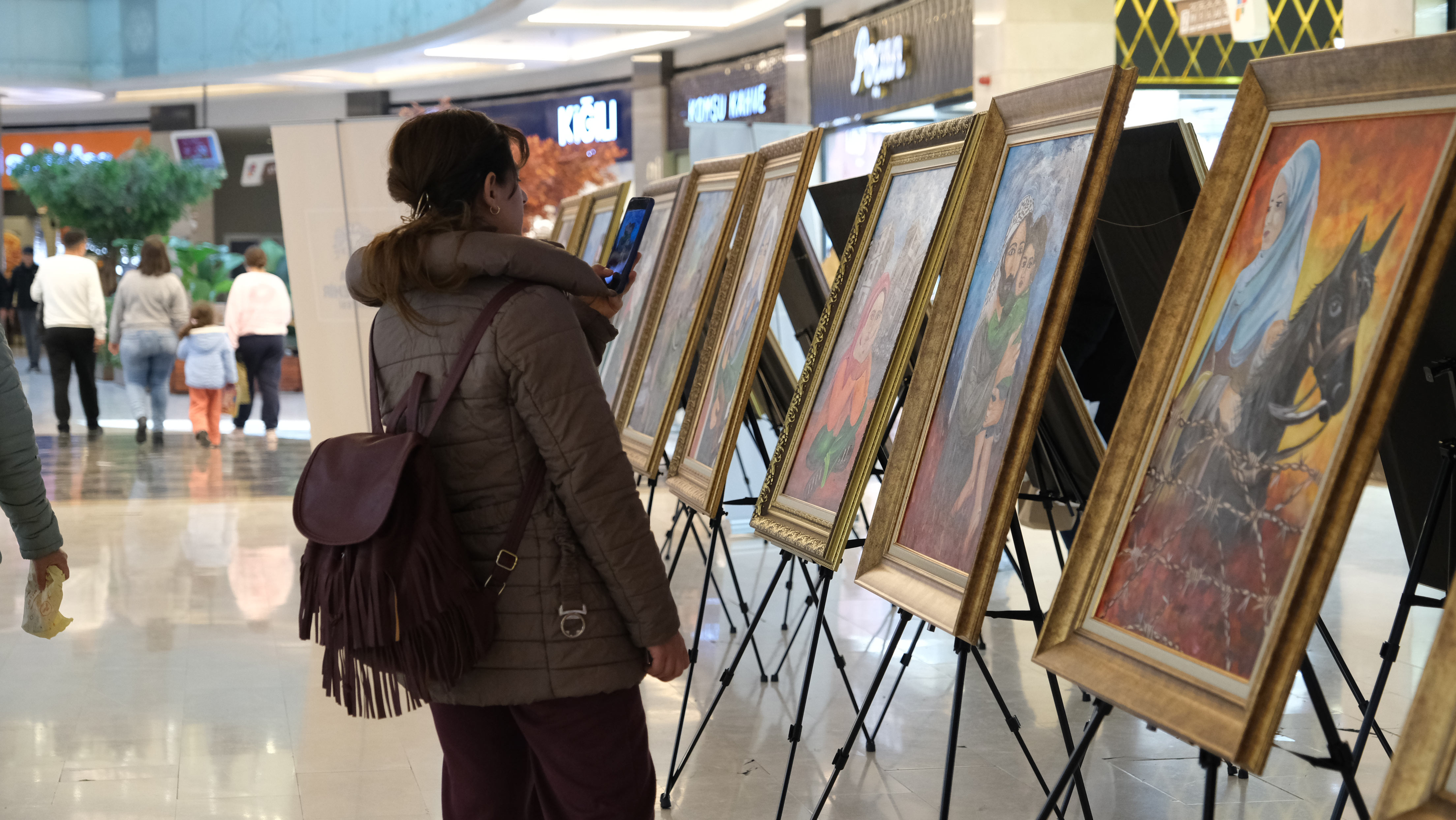 Konya’da Gazzeli çocukların resimlerinden sergi açıldı