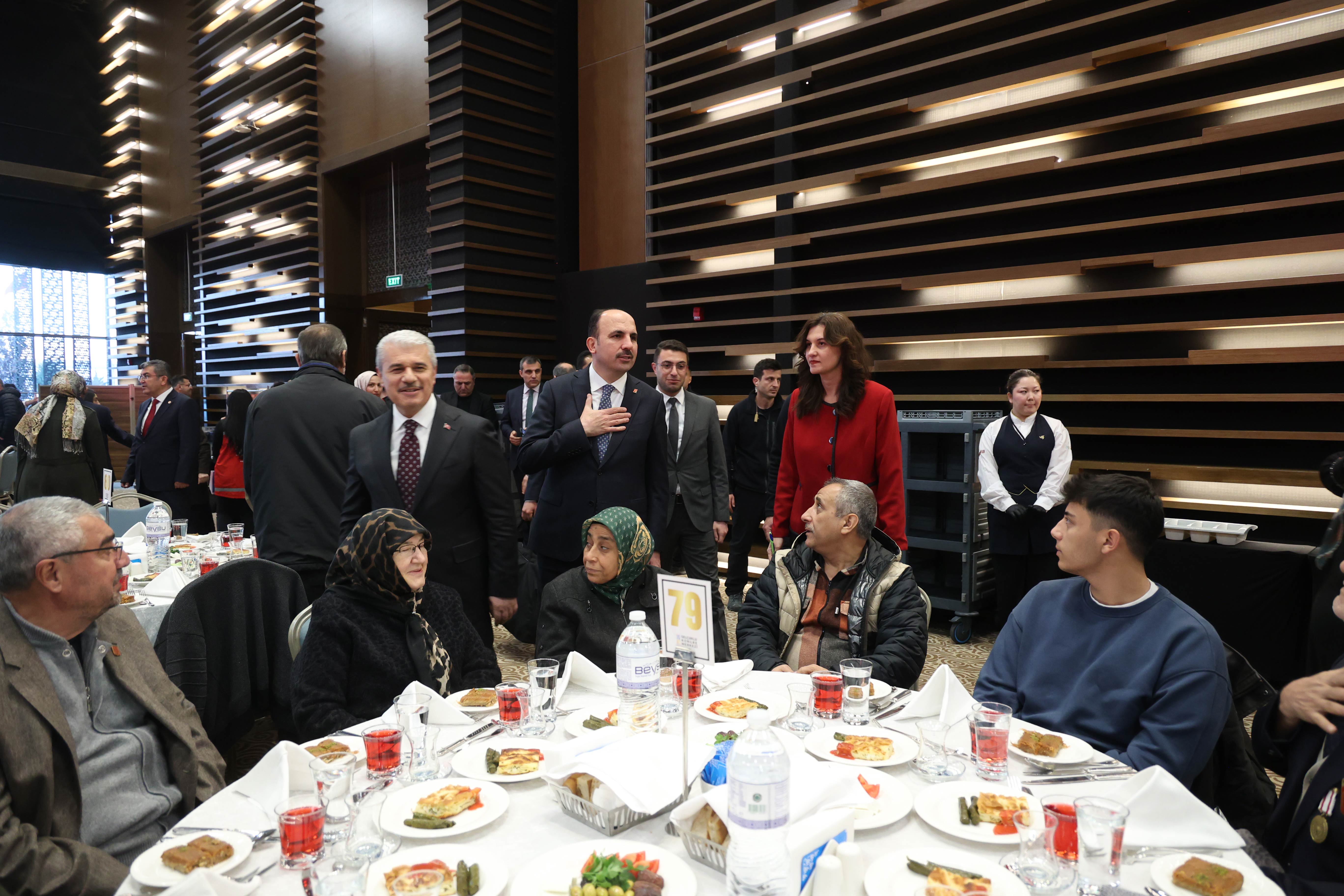 Konya’daki şehit aileleri  "Büyük Aile Sofrası"nda buluştu