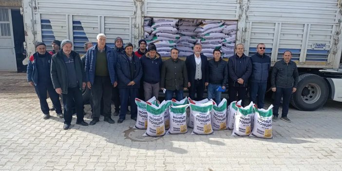 Büyükşehir’den üreticiye dev destek! Ücretsiz tohumlar teslim edildi