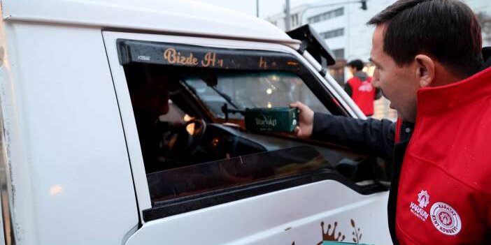 Konya’da Karatay Belediyesi, iftara 5 kala sokaklarda