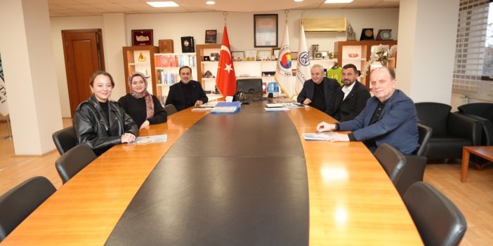 Baykan Öğrencilerle birlikte