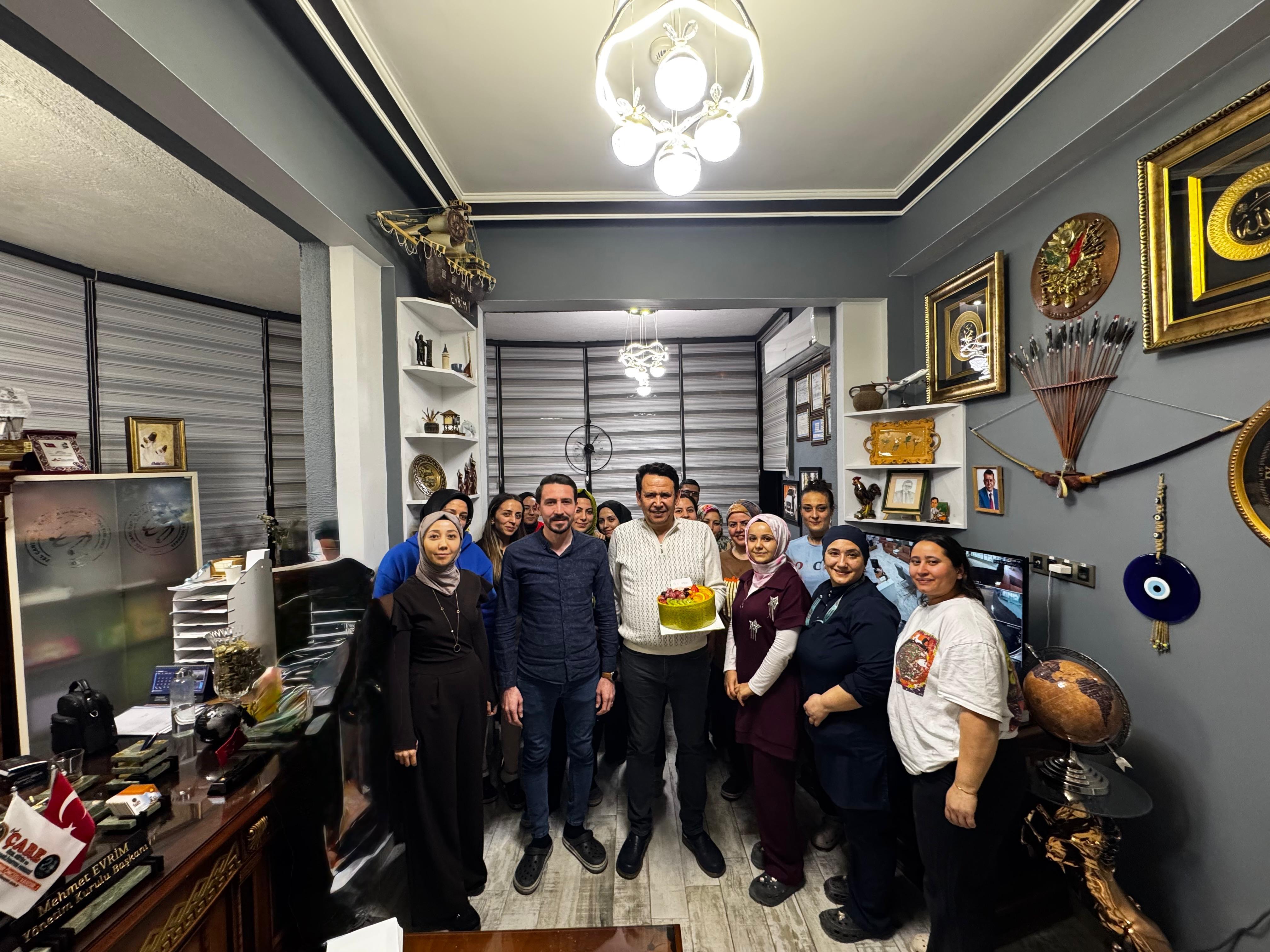 Mehmet Bey yeni yaşını kutladı