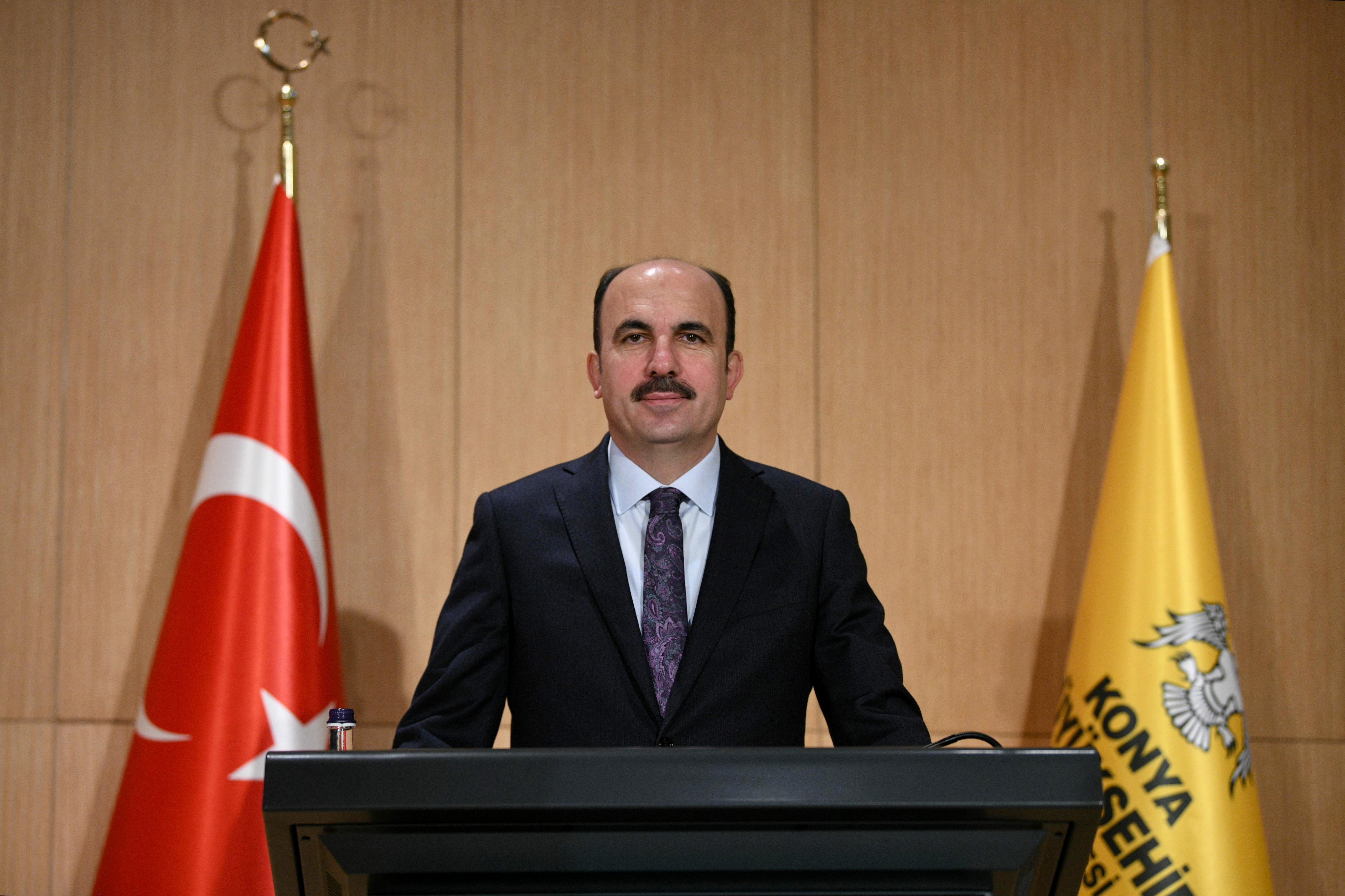 Konya Büyükşehir’den evlenecek çiftlere destek