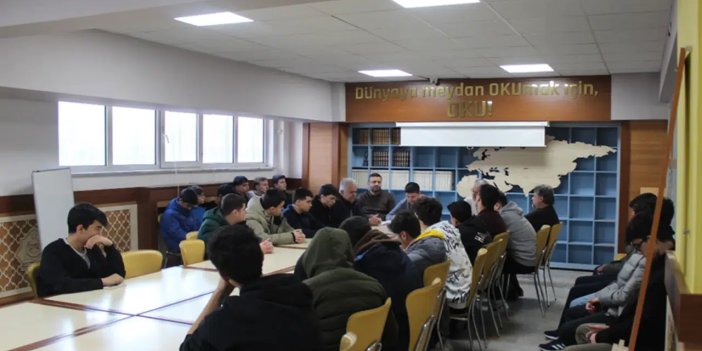 Konya’da İmam Hatip Lisesi’nde Filistin konulu kitap tanıtım etkinliği