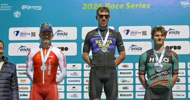 Büyükşehir Belediyespor Bisiklet Takımı Sporcusu Mustafa Tarakçı’dan çifte şampiyonluk