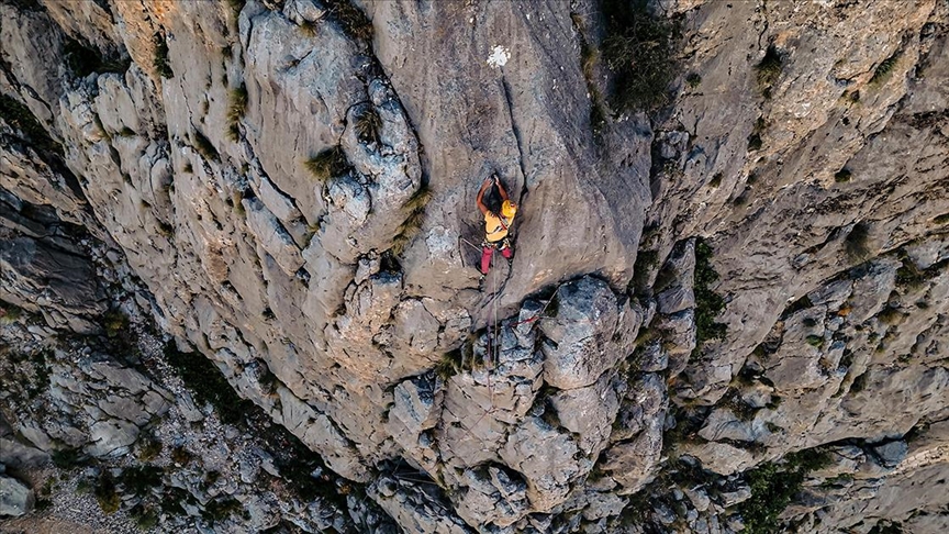 Everest'e 3 kez çıkan Tunç Fındık, Türk bayrağını farklı zirvelere de taşıyacak
