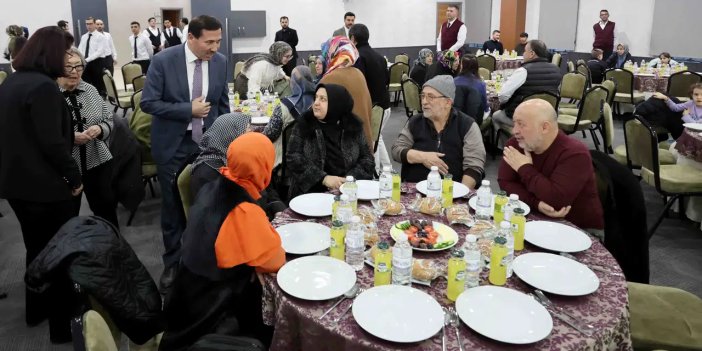 Konya’da anlamlı iftar: Alzheimer hastaları ve aileleri aynı sofrada