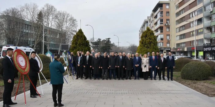 Konya'da sağlık çalışanları 14 Mart’ta anıt önünde buluştu