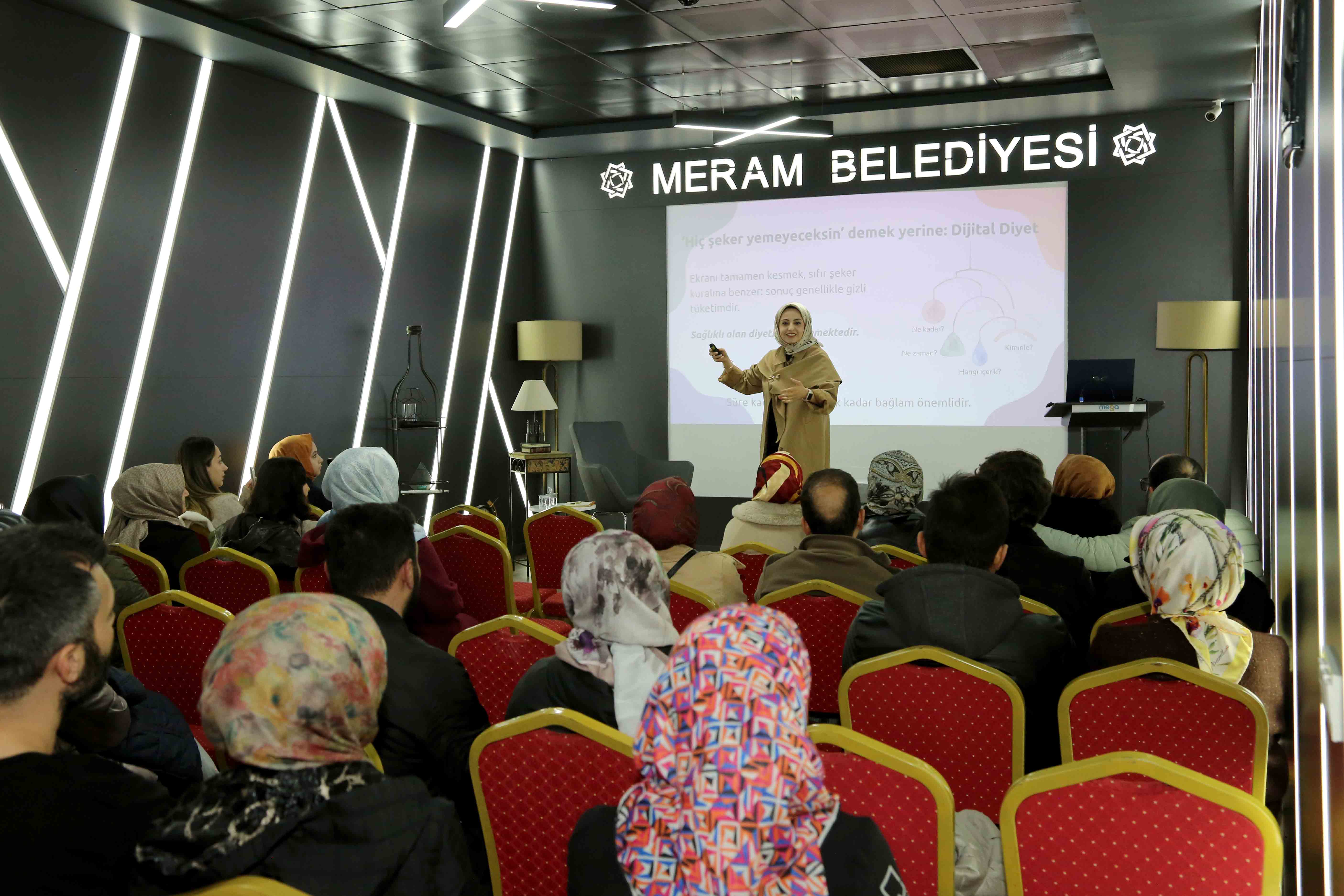 MEGA’da ebeveynler öğrendi, çocuklar eğlendi