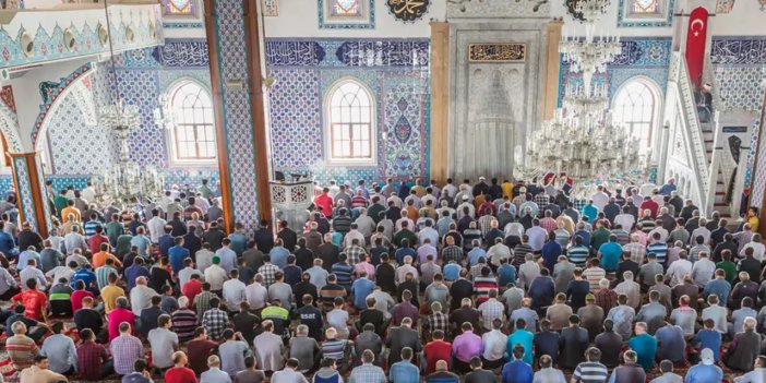 Konya'da bayram namazı saat kaçta kılınacak ? İşte tüm illerin bayram namazı saatleri 2026