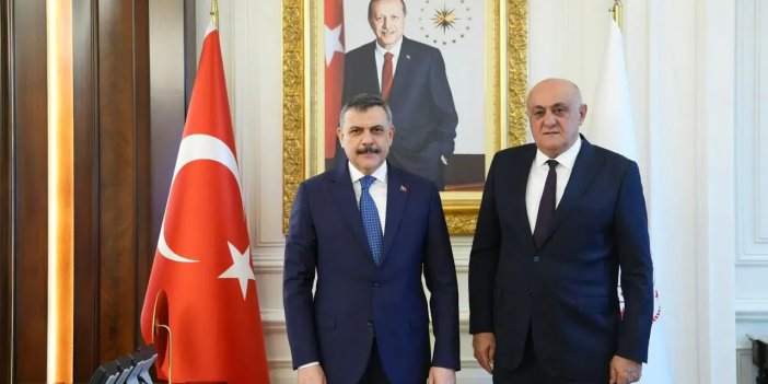 Erkoyuncu'dan Bakan Çiftçi'ye ziyaret