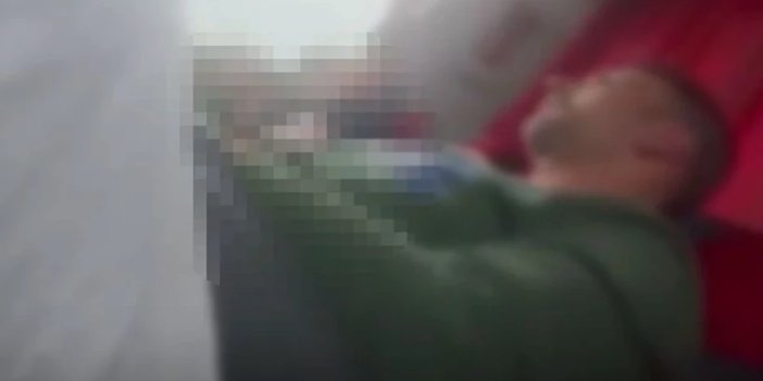 Yolcu otobüsünde mide bulandıran görüntü! Sosyal medya karıştı