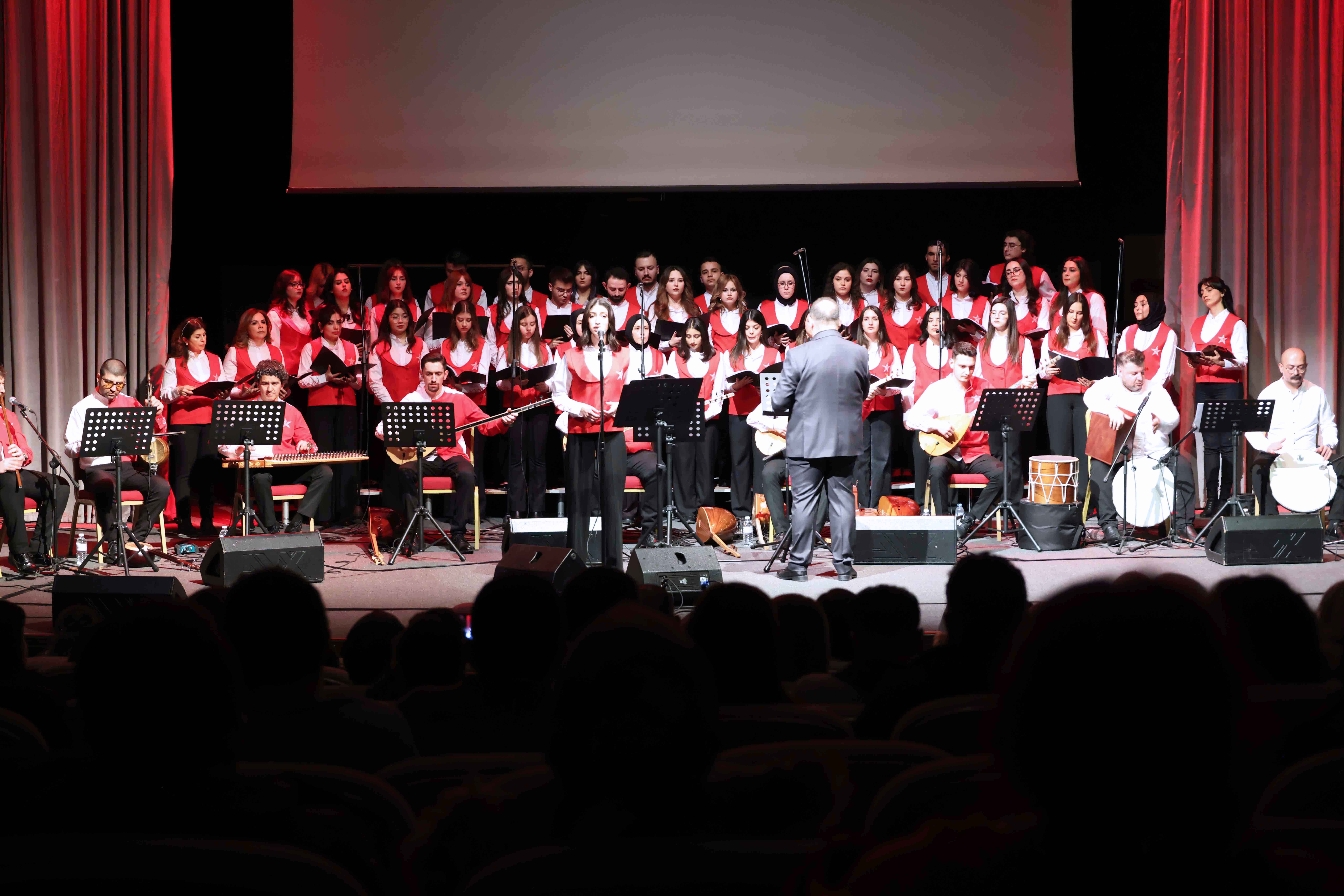 "Memed” konseriyle Çanakkale ruhu yaşatıldı