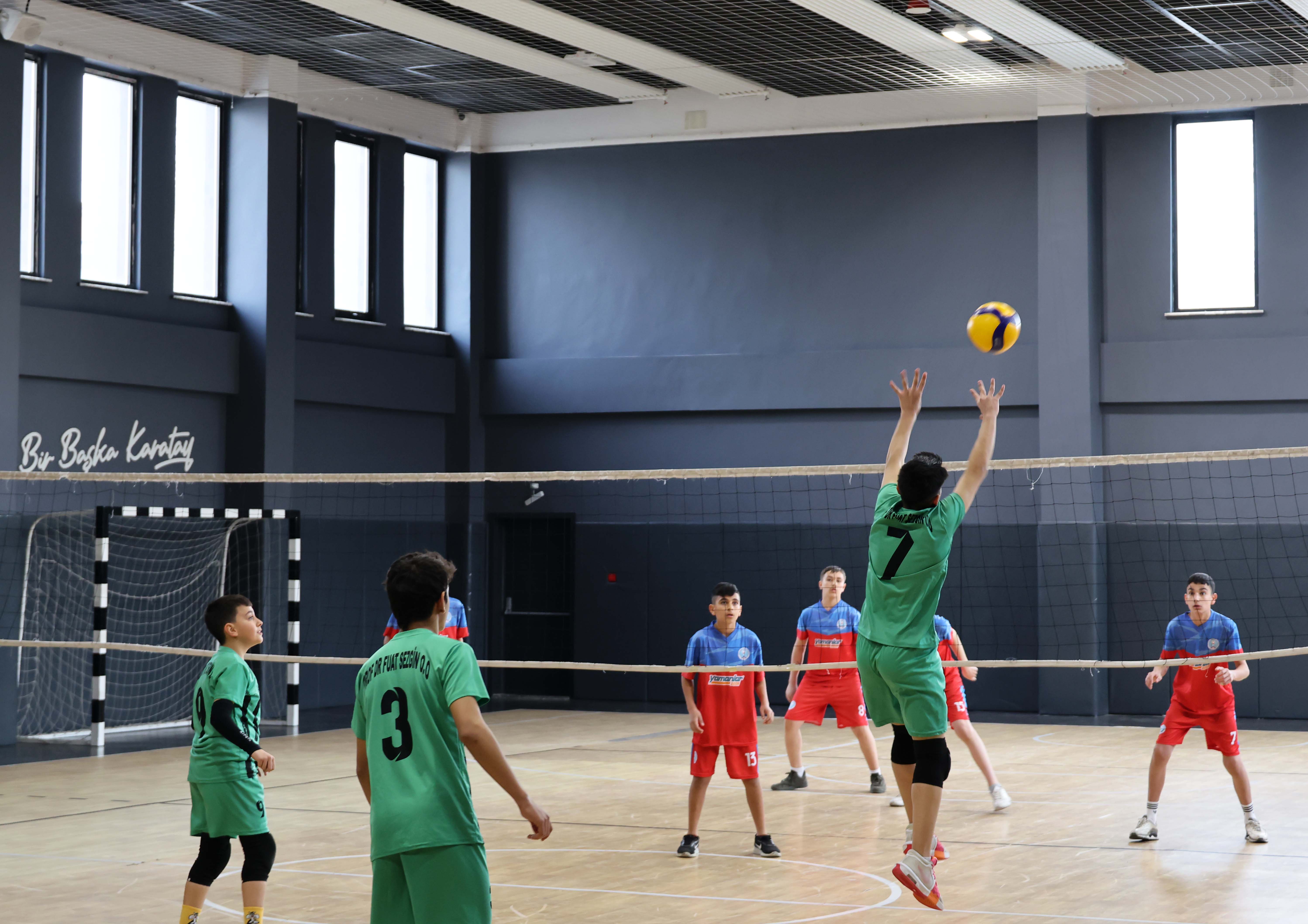 Ortaokullar Arası Kardeşlik ve Dostluk Turnuvası başladı